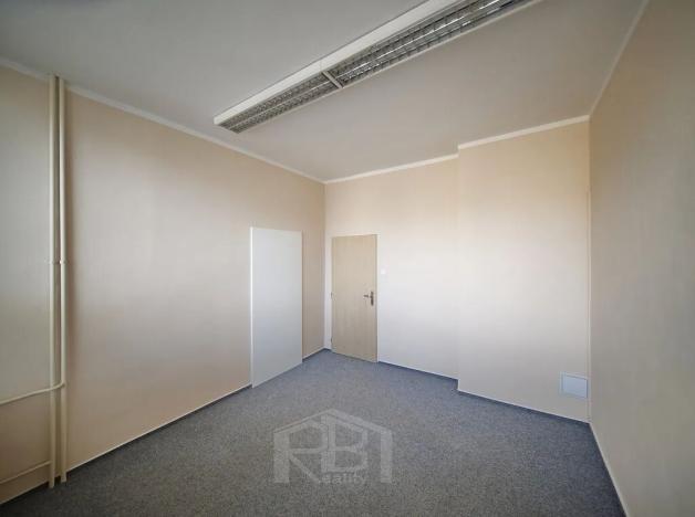 Pronájem kanceláře, Jindřichův Hradec, Pravdova, 12 m2