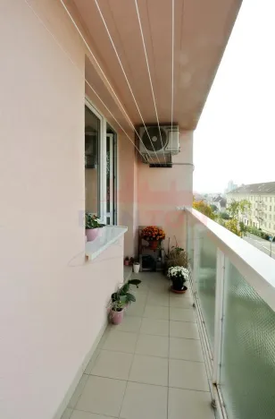 Prodej bytu 3+1, Praha - Podolí, Kaplická, 62 m2