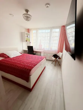 Prodej bytu 3+1, Praha - Podolí, Kaplická, 62 m2