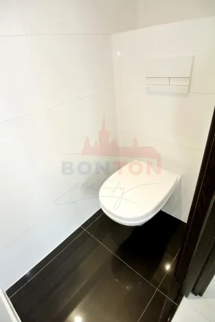 Prodej bytu 3+1, Praha - Podolí, Kaplická, 62 m2