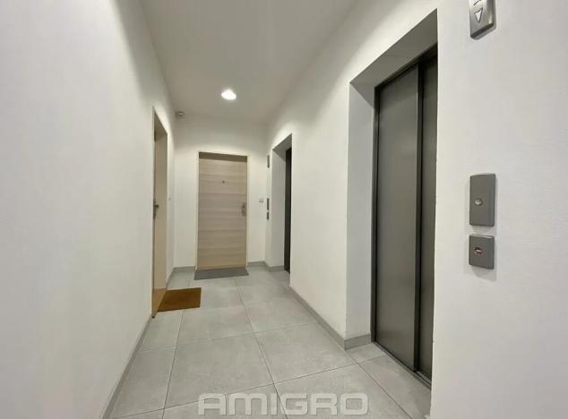 Pronájem bytu 2+kk, Brno, Mezírka, 78 m2