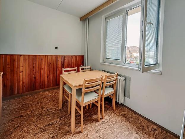 Prodej bytu 3+1, Říčany, Komenského náměstí, 62 m2