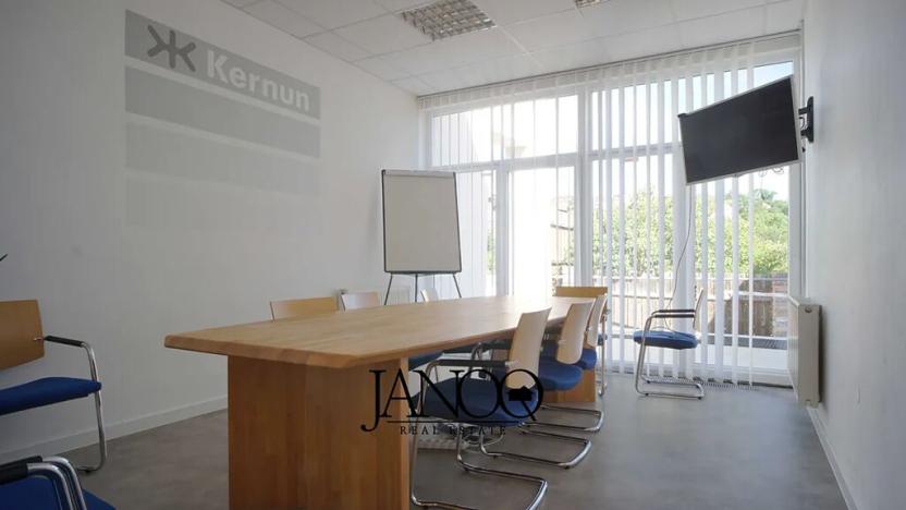 Pronájem kanceláře, Bílovice nad Svitavou, Žižkova, 198 m2