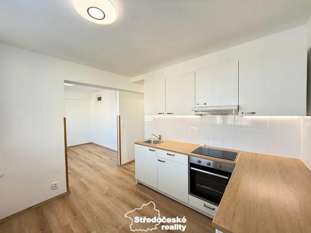 Pronájem bytu 2+kk, Benešov, Jana Švermy, 41 m2