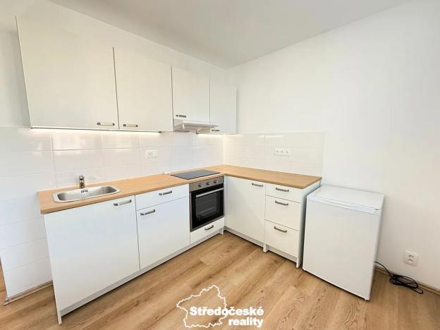 Pronájem bytu 2+kk, Benešov, Jana Švermy, 41 m2