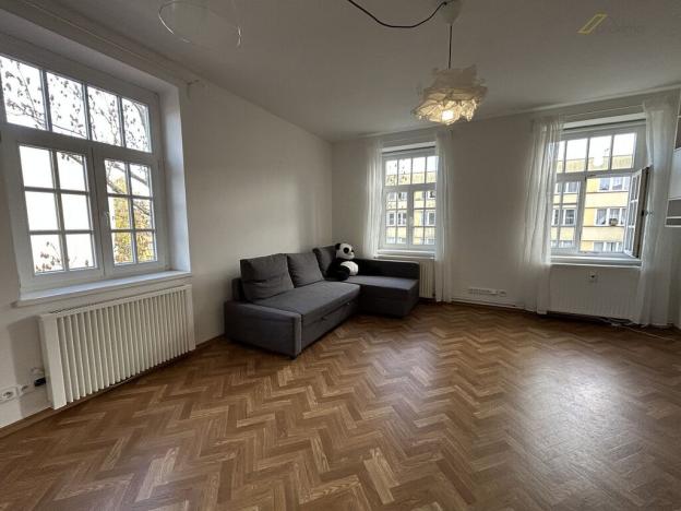 Pronájem bytu 2+1, Český Krumlov - Latrán, T. G. Masaryka, 53 m2