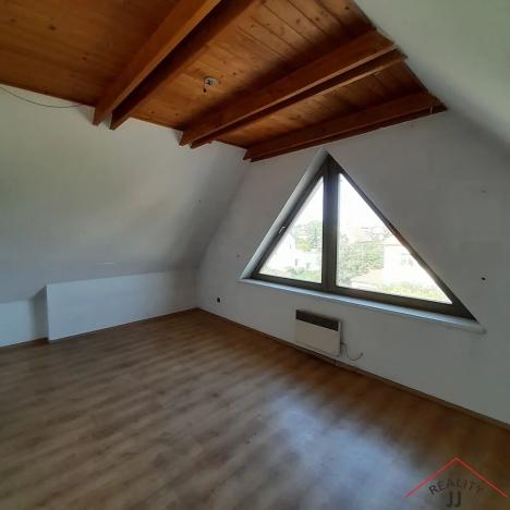 Prodej rodinného domu, Praha - Kyje, Branská, 402 m2