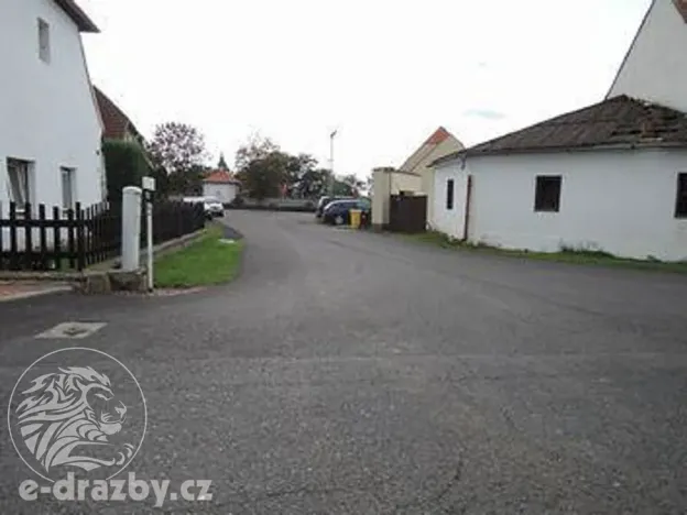 Dražba pozemku, Žatec, 264996 m2