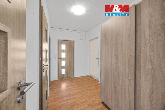 Pronájem bytu 3+1, Hronov, Hostovského, 71 m2