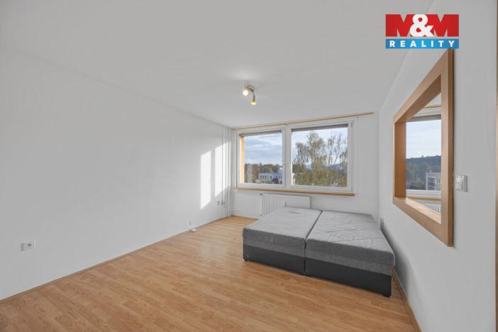 Pronájem bytu 3+1, Hronov, Hostovského, 71 m2