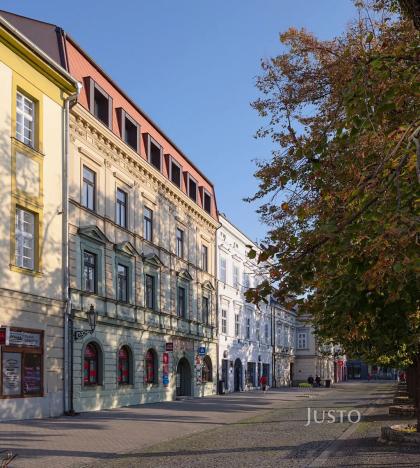 Pronájem kanceláře, Uherské Hradiště, Masarykovo náměstí, 19 m2