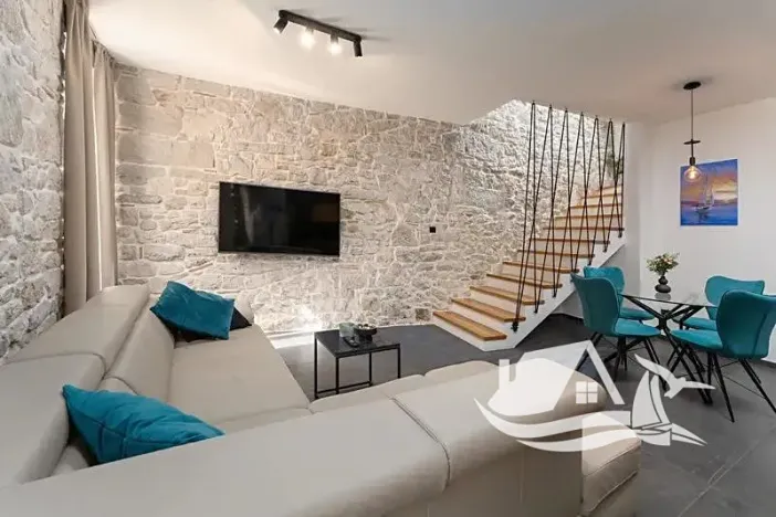 Prodej vícegeneračního domu, Vrsar, Chorvatsko, 126 m2