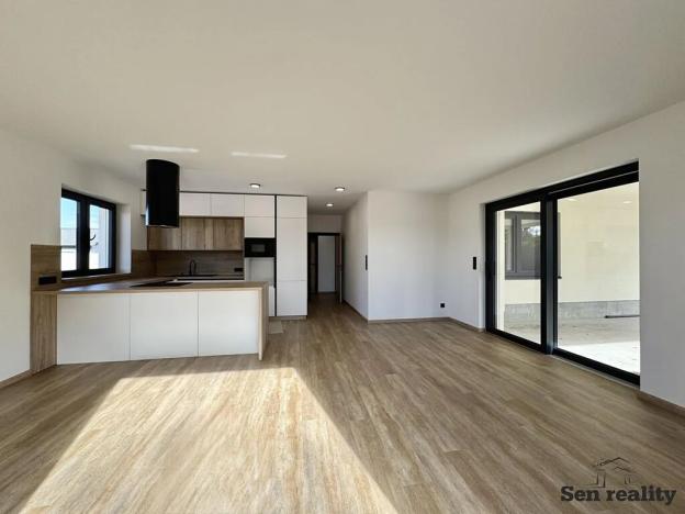 Prodej rodinného domu, Dašice, Za Barevnou, 120 m2