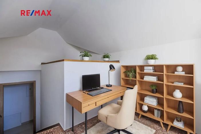 Prodej bytu 3+kk, Svoboda nad Úpou, Nádražní, 65 m2