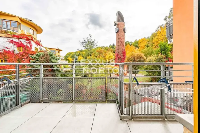 Pronájem bytu 2+kk, Praha - Košíře, Naskové, 60 m2