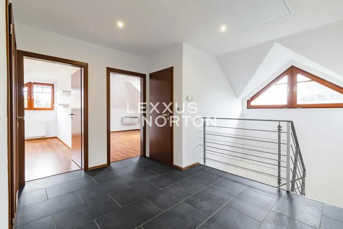 Pronájem rodinného domu, Průhonice, Pod Valem II., 320 m2