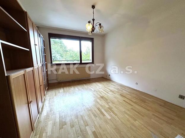 Pronájem bytu 3+1, Praha - Smíchov, Zdíkovská, 81 m2