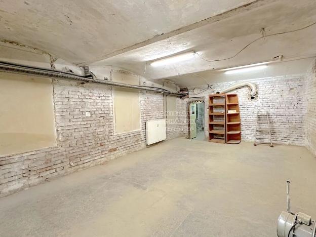 Pronájem výrobních prostor, Praha - Karlín, Pernerova, 89 m2