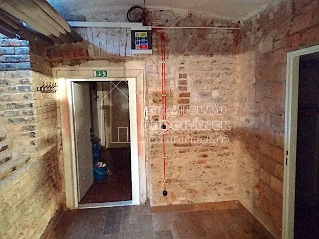 Pronájem výrobních prostor, Praha - Karlín, Pernerova, 89 m2