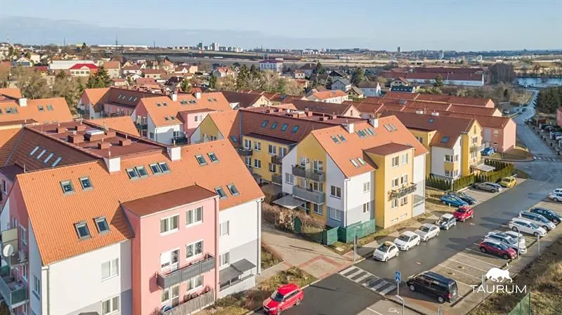 Prodej bytu 3+kk, Jinočany, Mirešická, 68 m2