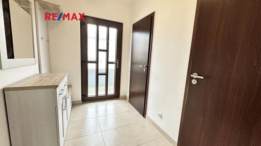 Pronájem rodinného domu, Králův Dvůr, Větrná, 80 m2