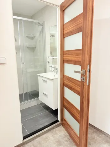 Pronájem bytu 2+kk, Liberec, Vackova, 42 m2