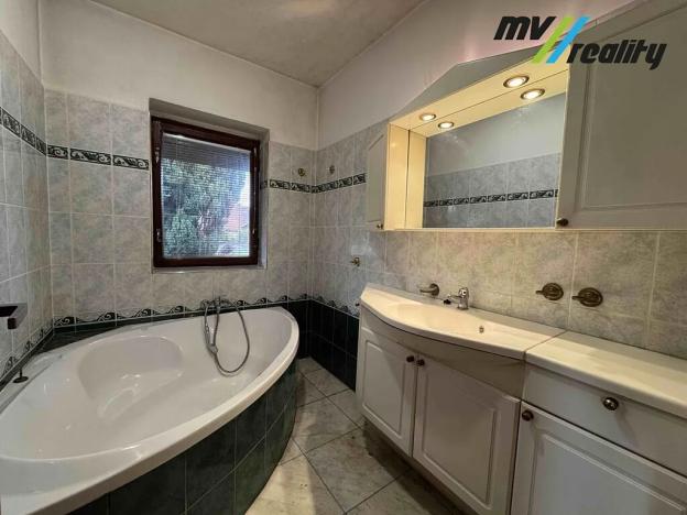Prodej rodinného domu, Kralupy nad Vltavou, V Sadech, 380 m2