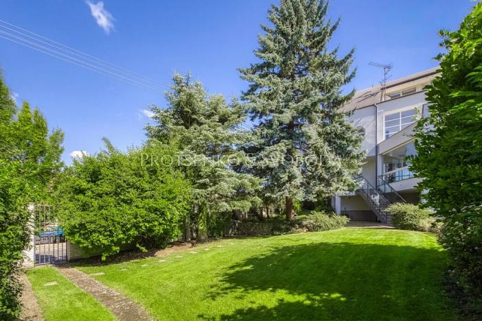 Prodej činžovního domu, Křižanov, Benešovo náměstí, 530 m2