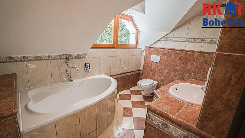 Prodej rodinného domu, Chotýšany, 200 m2