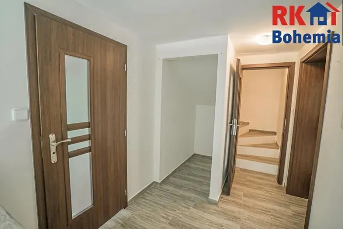 Prodej rodinného domu, Chotýšany, 200 m2