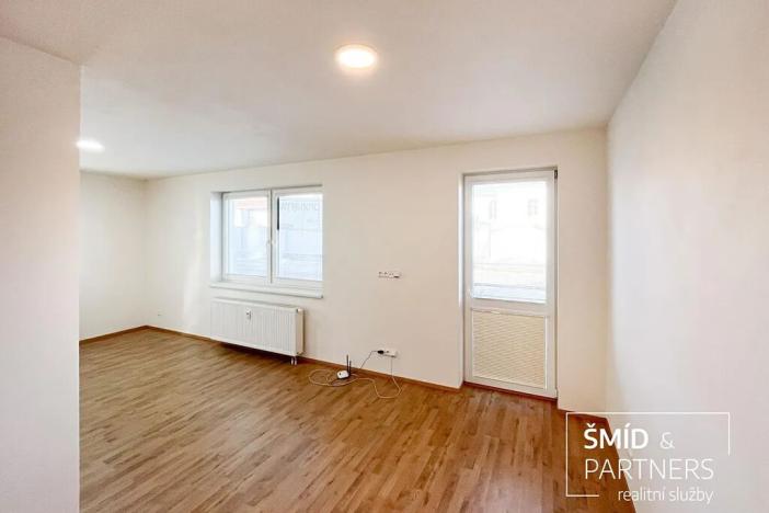 Prodej bytu 2+kk, Velim, Palackého, 52 m2