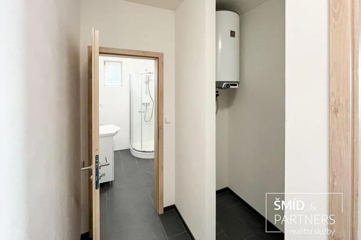 Prodej bytu 2+kk, Velim, Palackého, 52 m2