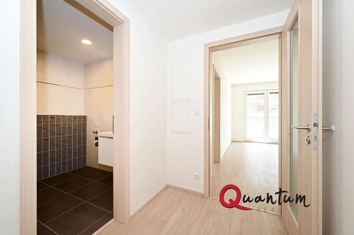 Pronájem bytu 2+kk, Praha - Třebonice, Do zahrádek I, 51 m2