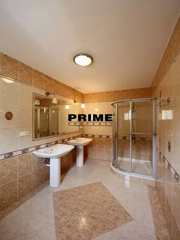 Pronájem rodinného domu, Praha - Nebušice, Ke strži, 360 m2