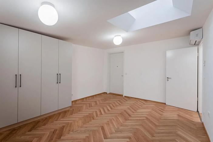 Pronájem bytu 4+kk, Praha - Nové Město, Růžová, 149 m2