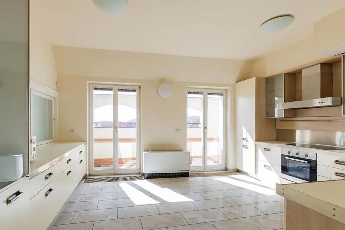 Pronájem bytu 5+1, Praha - Malá Strana, Újezd, 286 m2