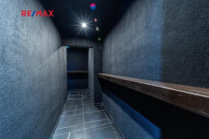 Prodej obchodního prostoru, Břidličná, Osvobození, 140 m2