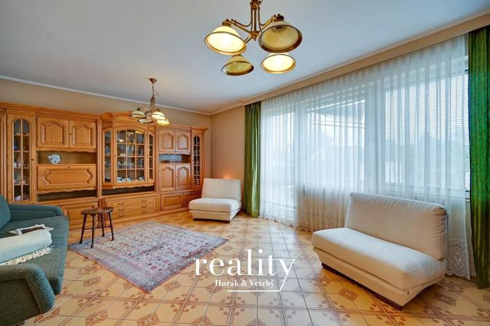 Prodej rodinného domu, Hodonice, U Pošty, 480 m2