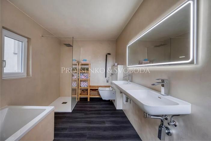 Prodej vícegeneračního domu, Pavlov, 354 m2