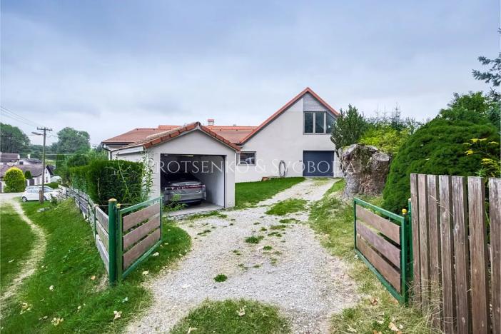 Prodej vícegeneračního domu, Pavlov, 354 m2