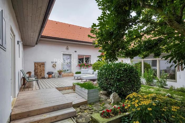 Prodej vícegeneračního domu, Pavlov, 354 m2