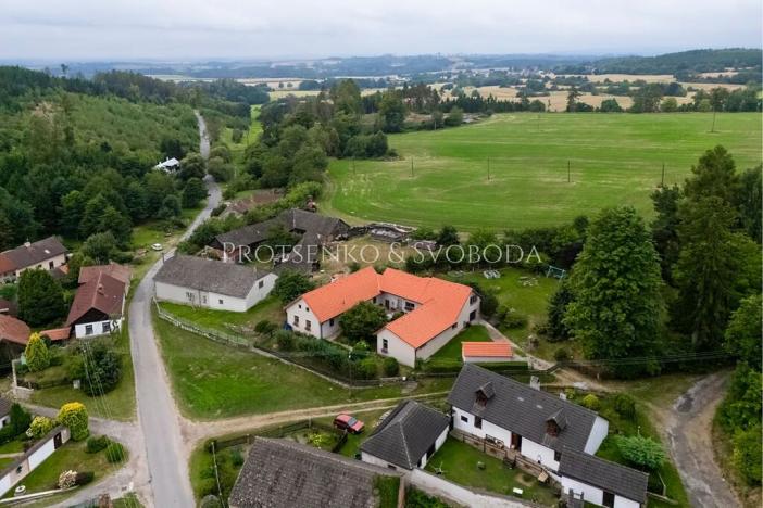 Prodej vícegeneračního domu, Pavlov, 354 m2