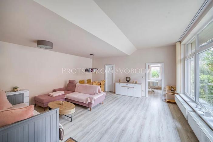 Prodej apartmánu, Pavlov, 354 m2