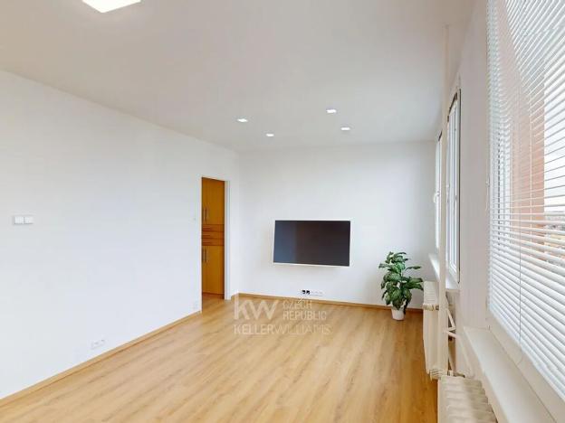 Pronájem bytu 2+kk, Praha - Strašnice, Křenická, 59 m2