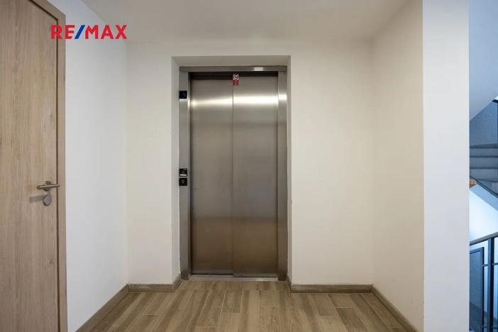 Pronájem bytu 2+kk, Slaný, Lázeňská, 46 m2