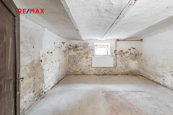 Prodej činžovního domu, České Velenice, Komenského, 247 m2