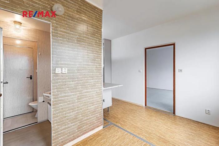 Pronájem bytu 1+1, Jindřichův Hradec, sídliště Vajgar, 43 m2