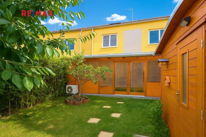 Prodej rodinného domu, Jinočany, Smetanova, 121 m2