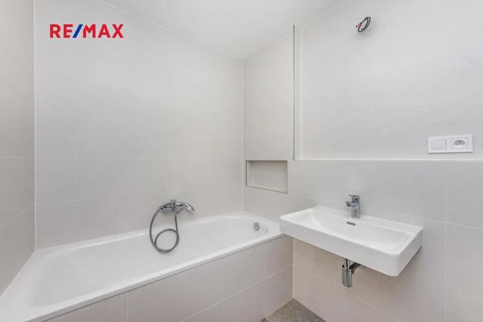 Prodej bytu 2+kk, Praha - Radlice, U Komína, 53 m2