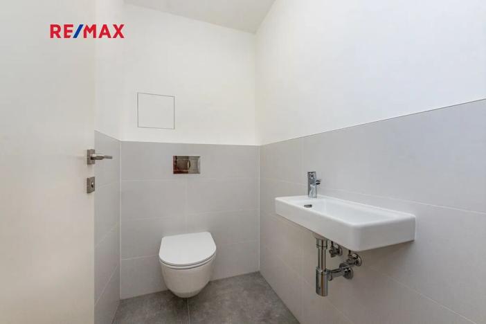 Prodej bytu 2+kk, Praha - Radlice, U Komína, 53 m2